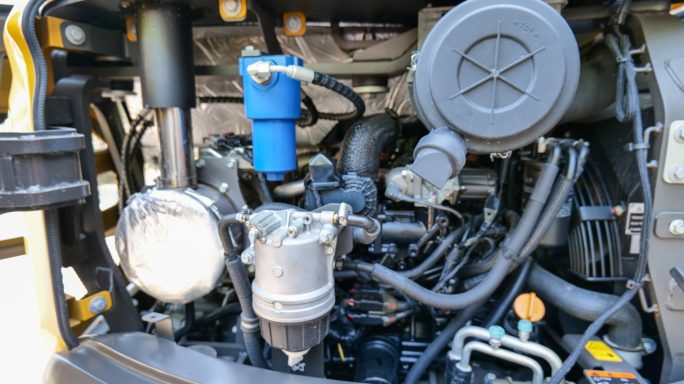 SDLG ER655H Zero Tail Swing Mini Excavator diesel filter and air filter view