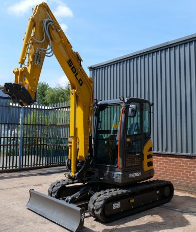 SDLG ER655H Zero Tail Swing Mini Excavator Side View