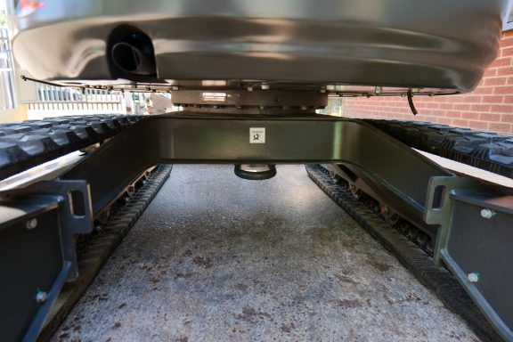 SDLG ER627H under carriage view