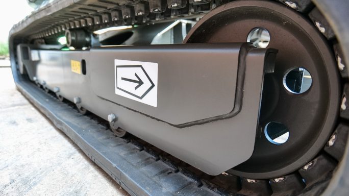 SDLG ER655H Zero Tail Swing Mini Excavator under carriage view from the rear