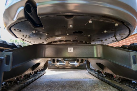 SDLG ER627H 3 ton mini excavator rear under carriage and exhaust 